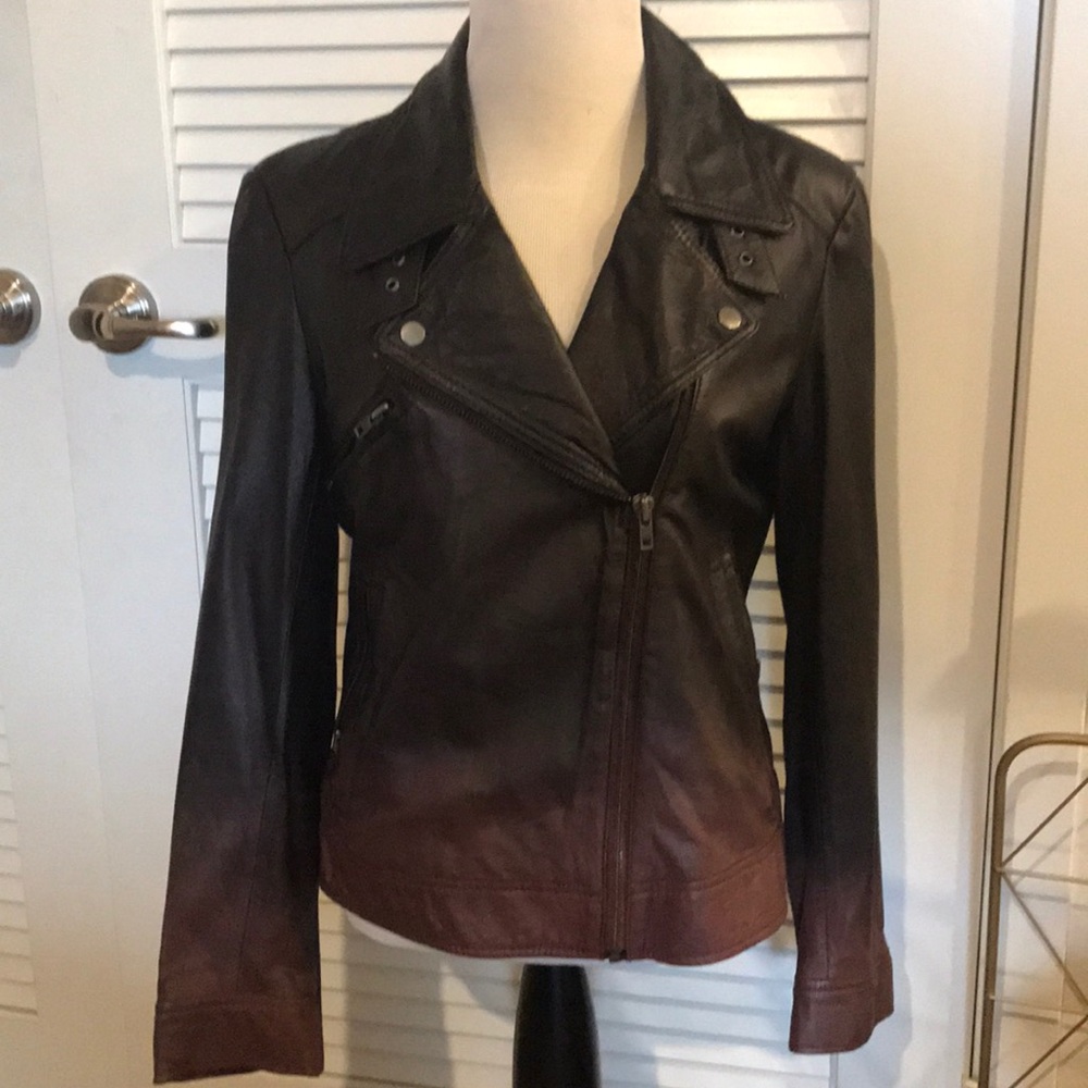Black hombre leather jacket. Never been worn